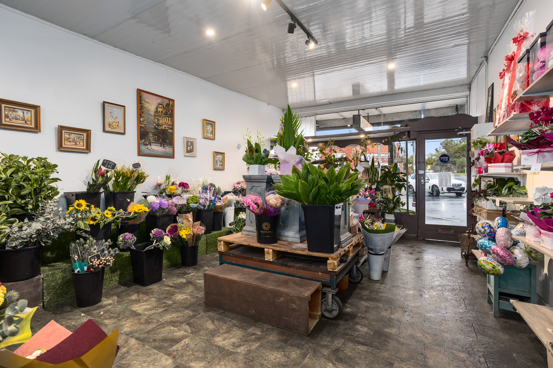 127 Canterbury Road, Blackburn VIC