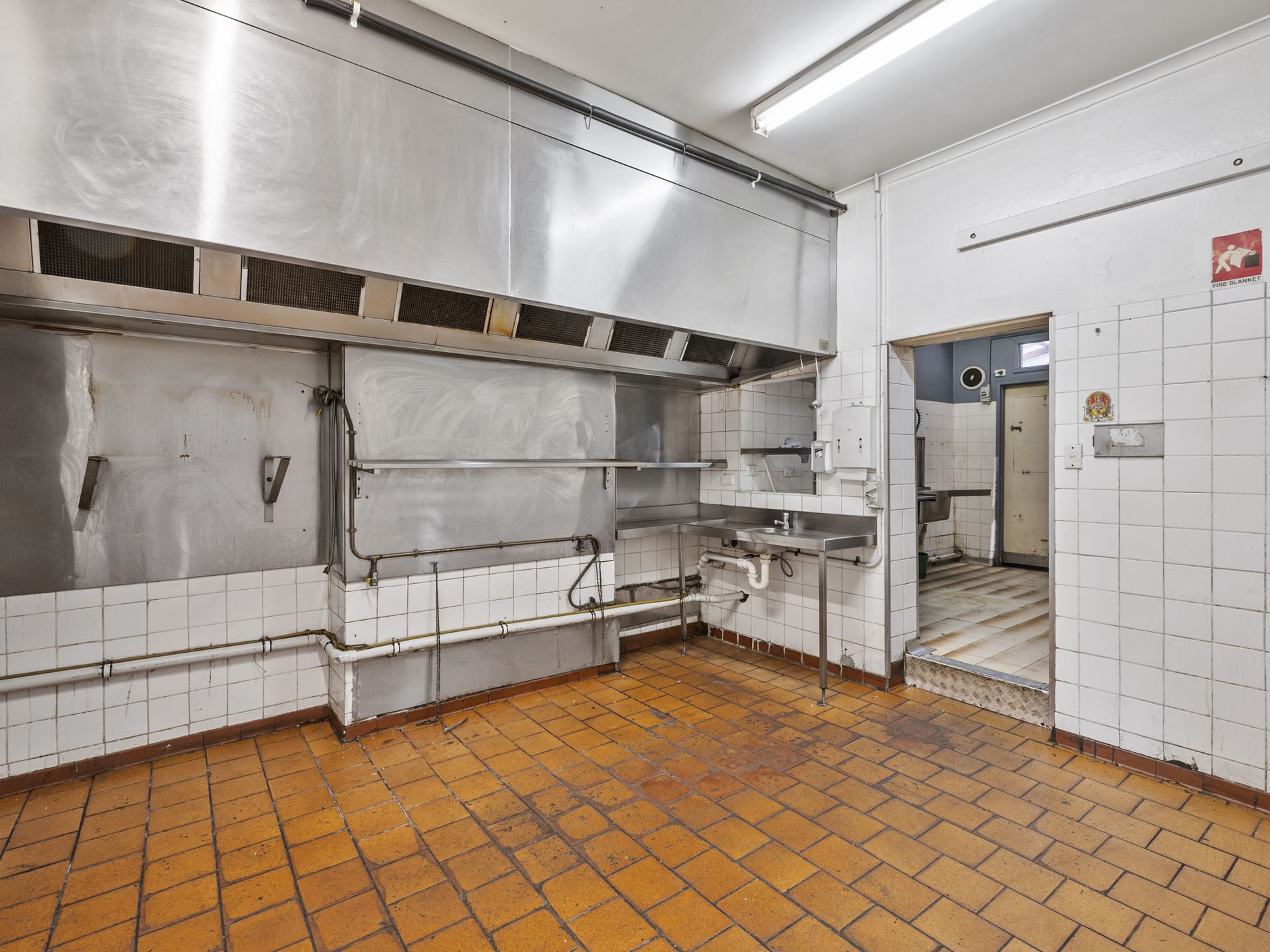 Ground Floor/213-215 Nelson Place, Williamstown VIC