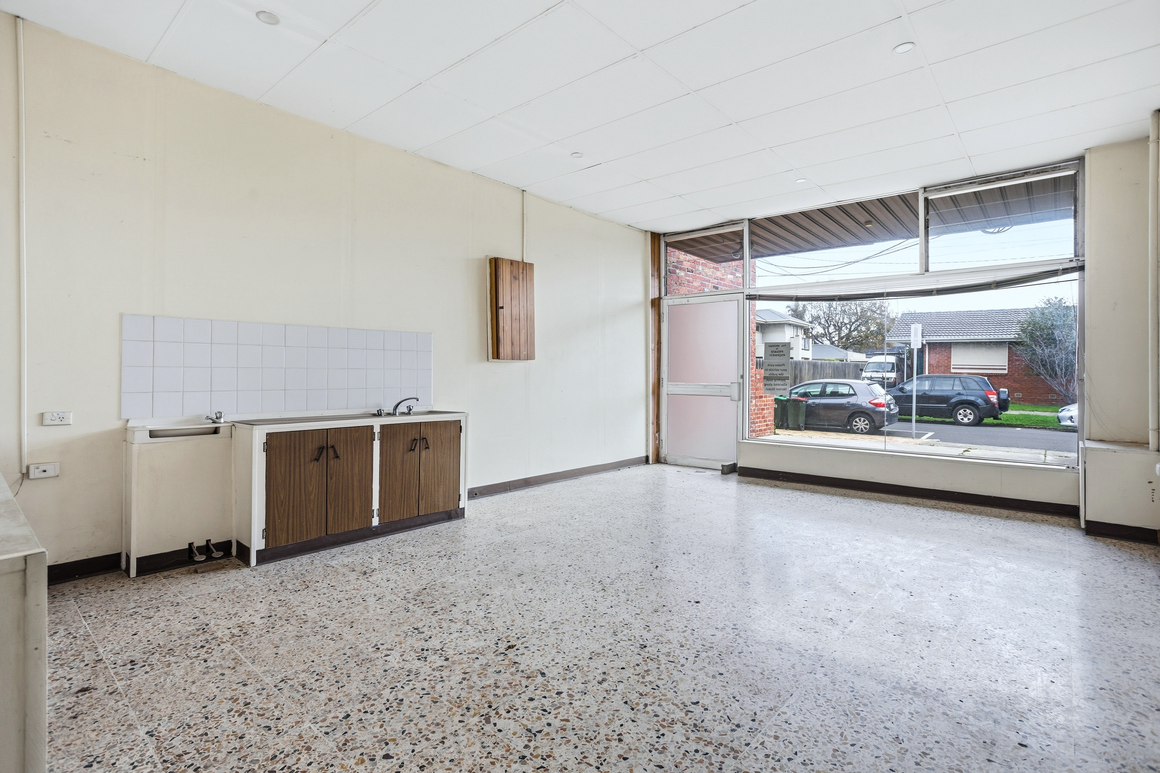 31D Vernon Street, South Kingsville VIC