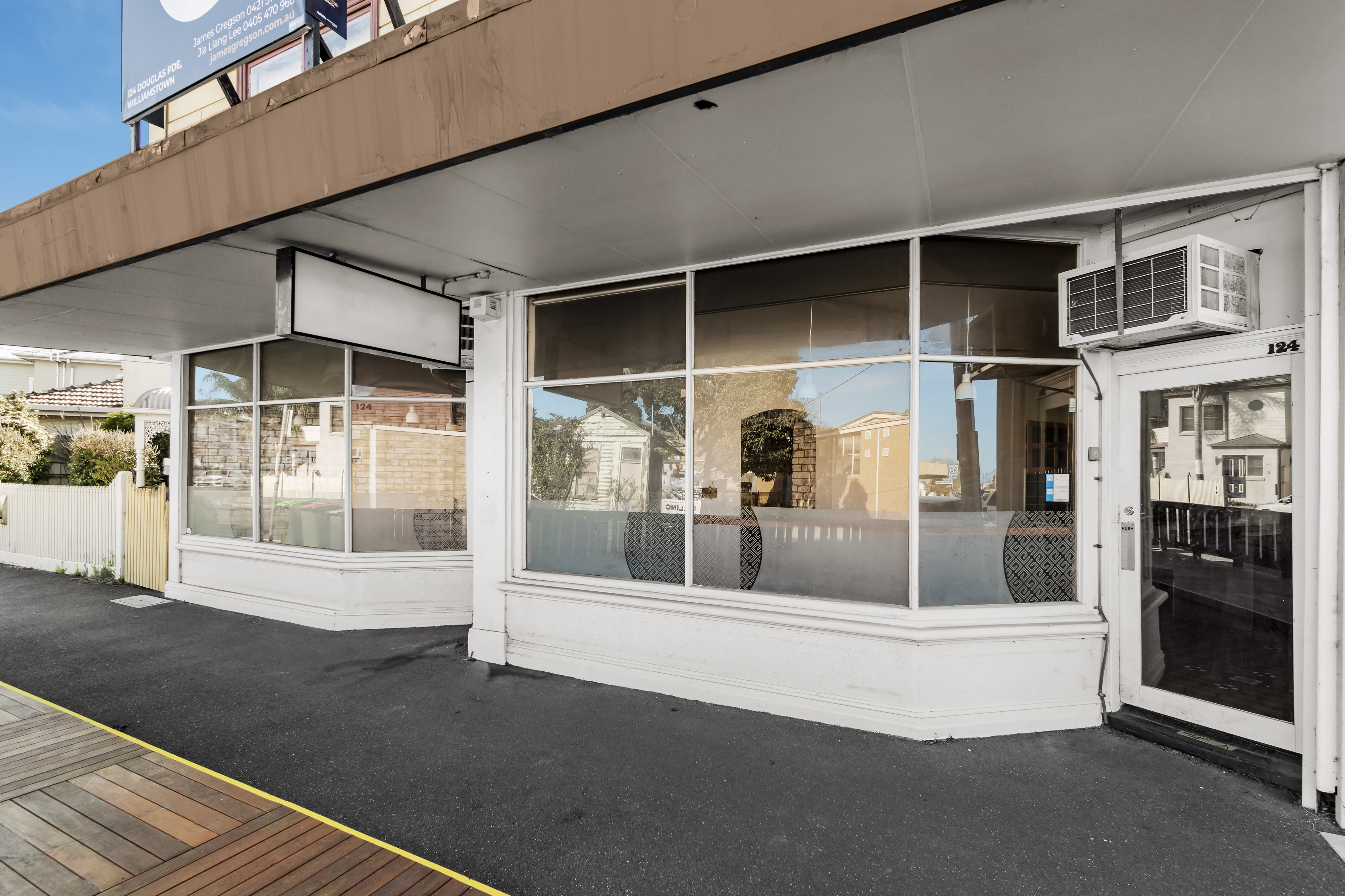 124 Douglas Parade, Williamstown VIC